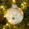 Χριστουγεννιάτικo Στολίδι Δέντρου Μπάλα Διάφανη Χιόνι Tinsel Glitter Νιφάδα 8cm