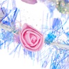 Αποκριάτικο Αξεσουάρ Χαβανέζας Στεφάνι με Ολογραφικό Tinsel & 9 Ροζ Τριαντάφυλλα